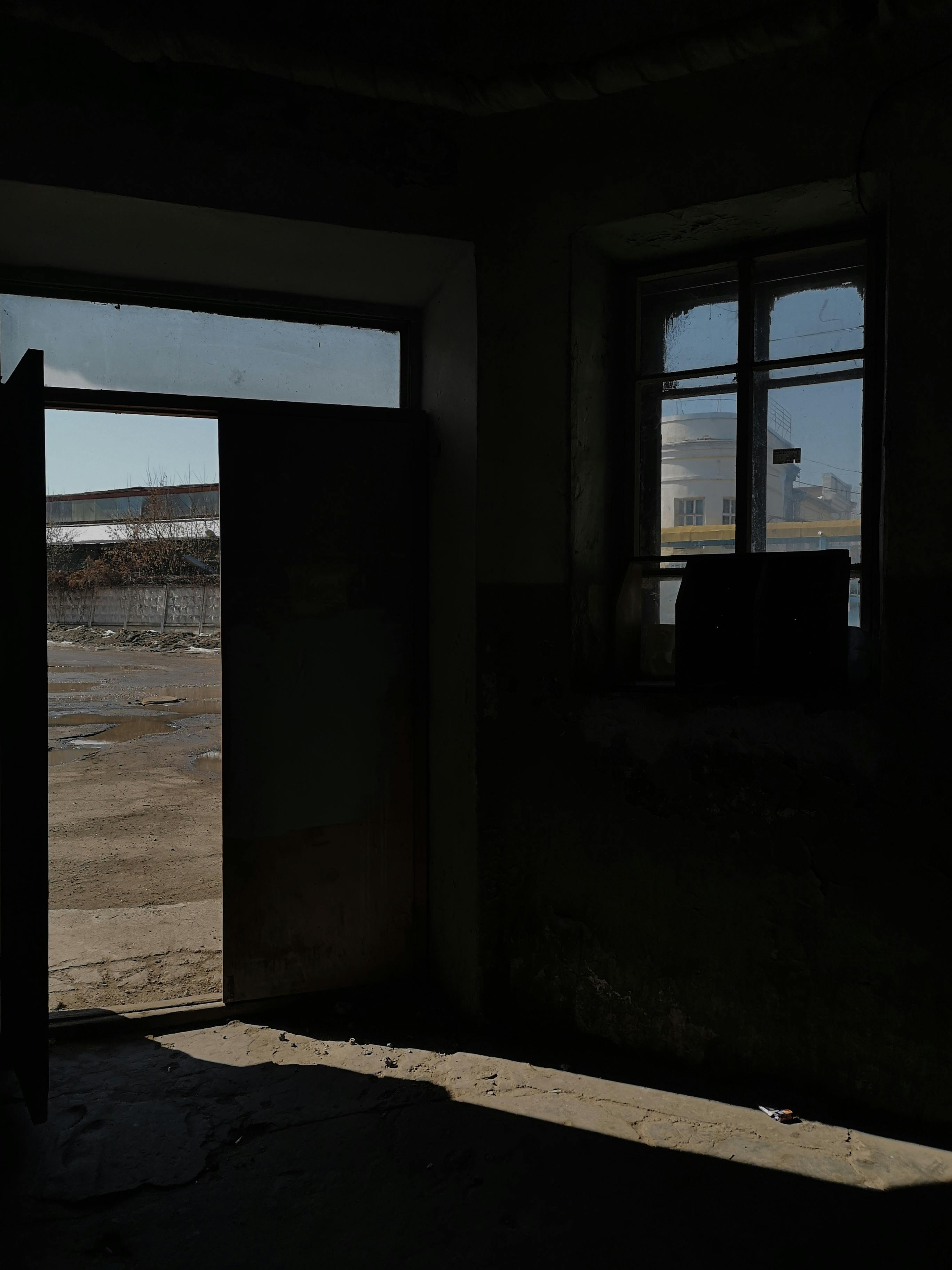 An open door | Source: Pexels