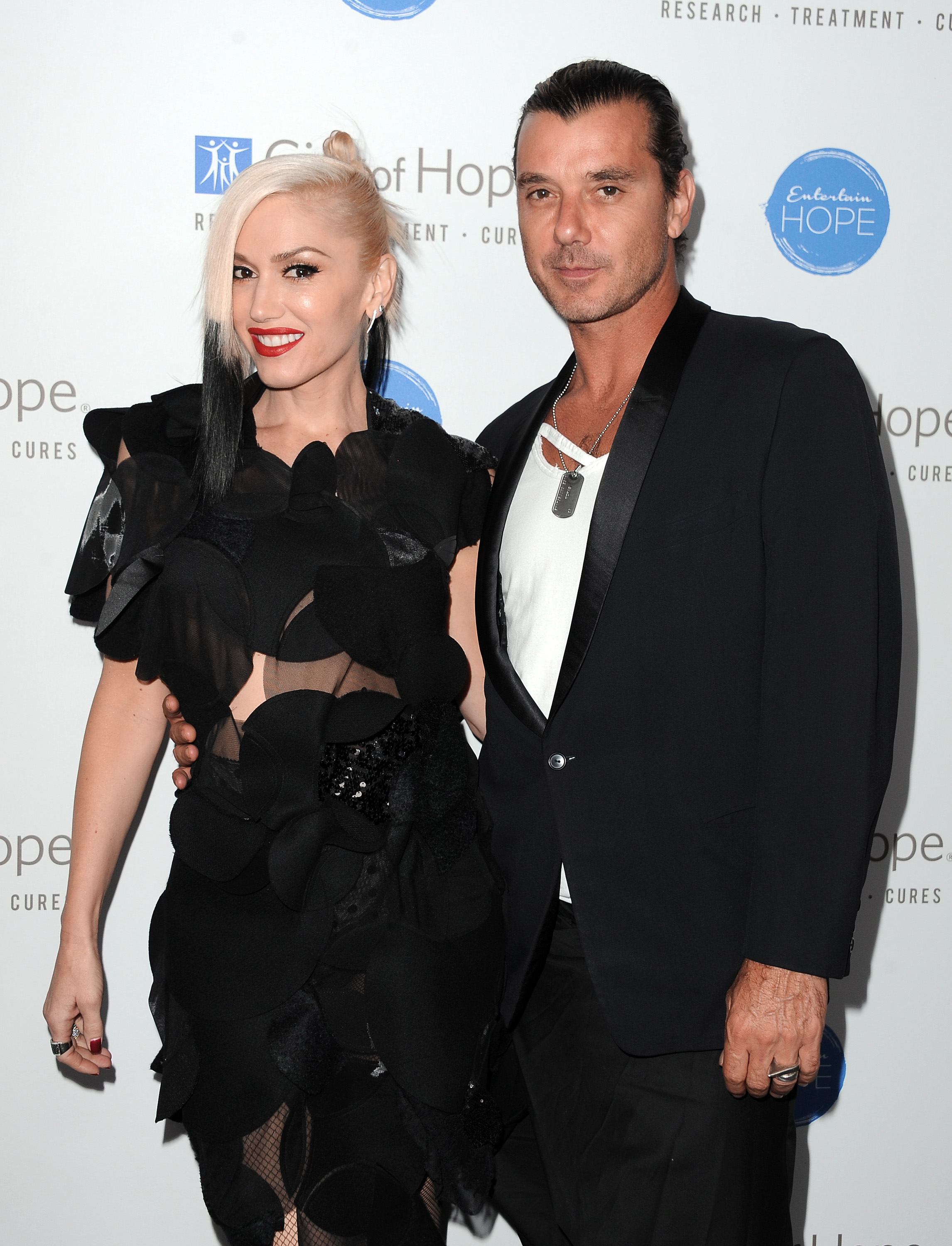 Gwen Stefani and singer Gavin Rossdale attend the City of Hope Spirit of Life Gala honoring Apple's Eddy Cue at the Pacific Design Center on October 23, 2014 in West Hollywood, California. | Source: Getty Images