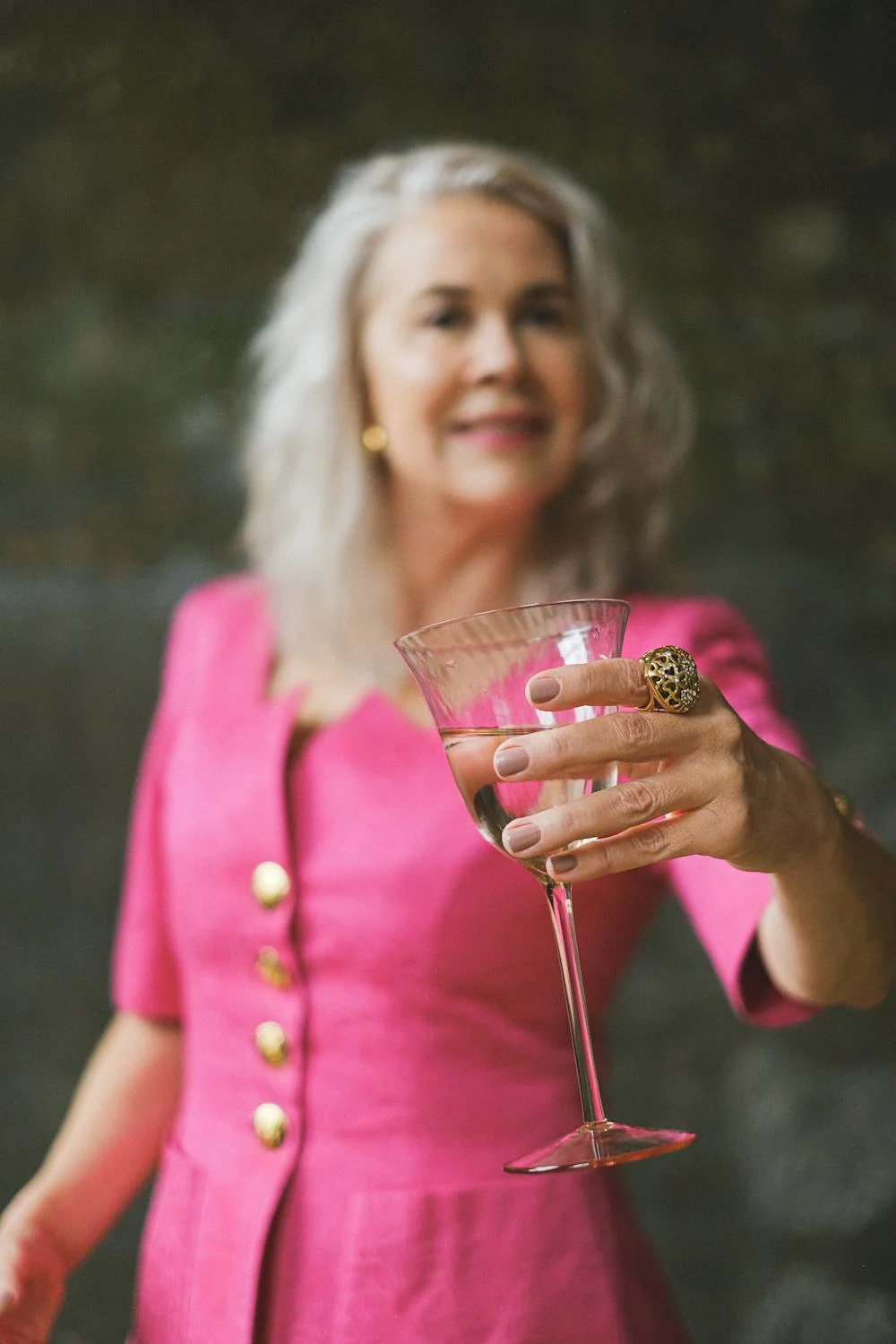 A woman toasting | Source: Pexels
