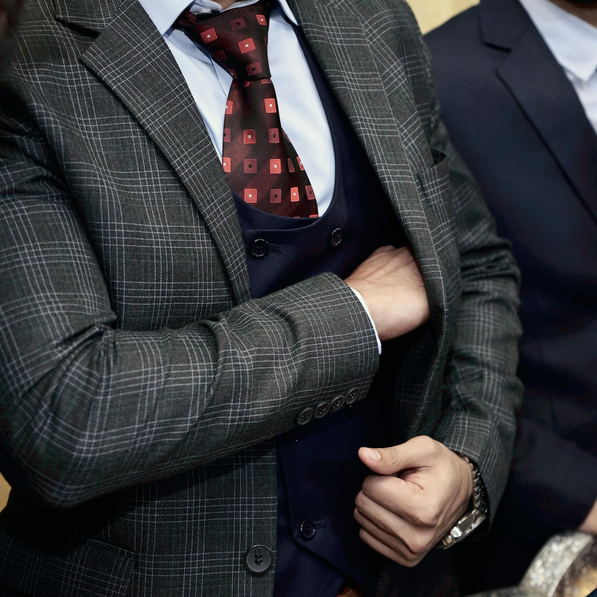A man wearing a suit | Source: Pexels