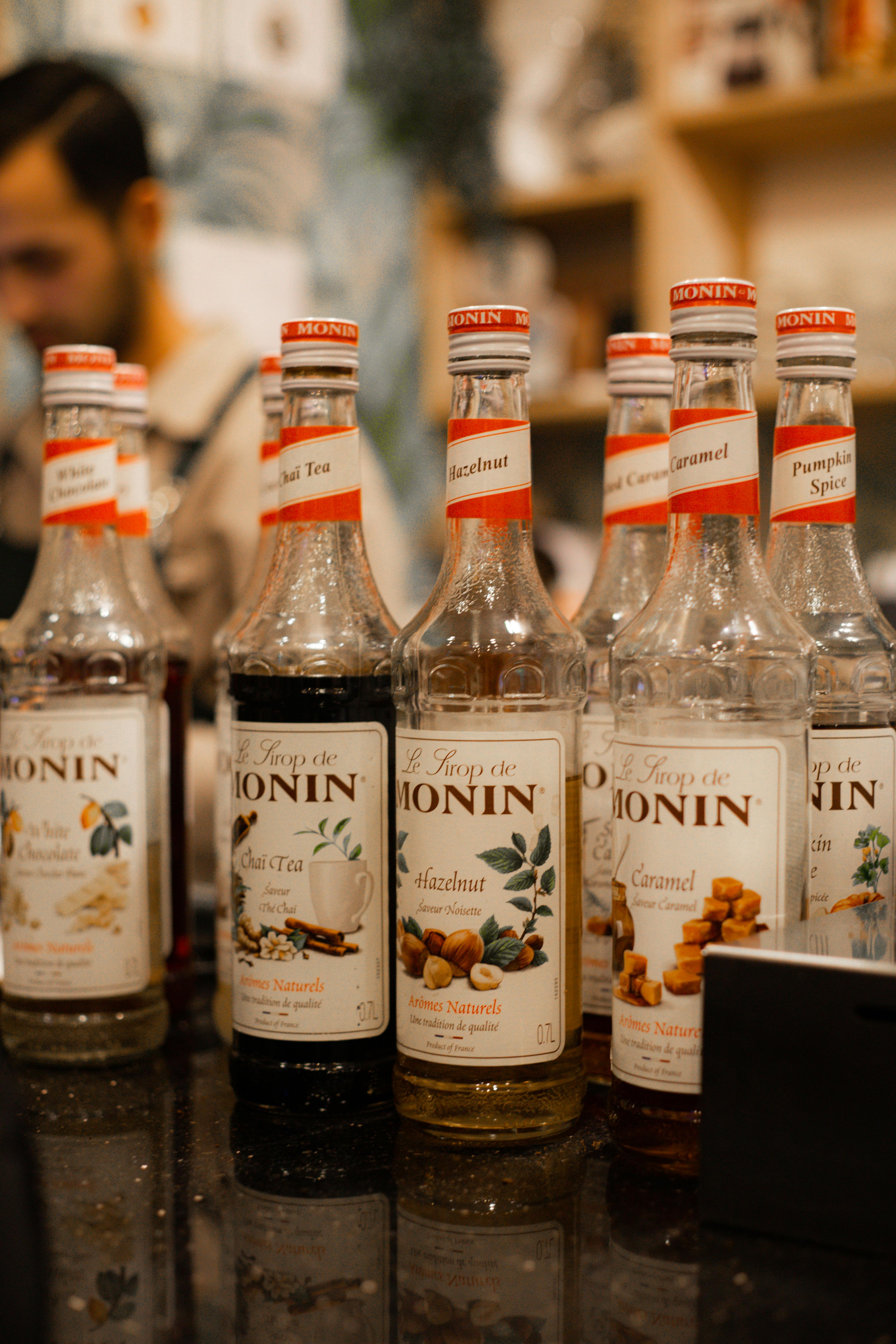 Bottles of syrup | Source: Pexels