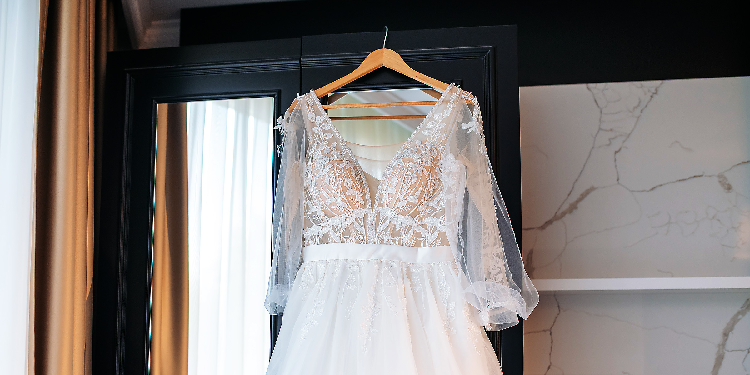 A wedding dress | Source: Shutterstock