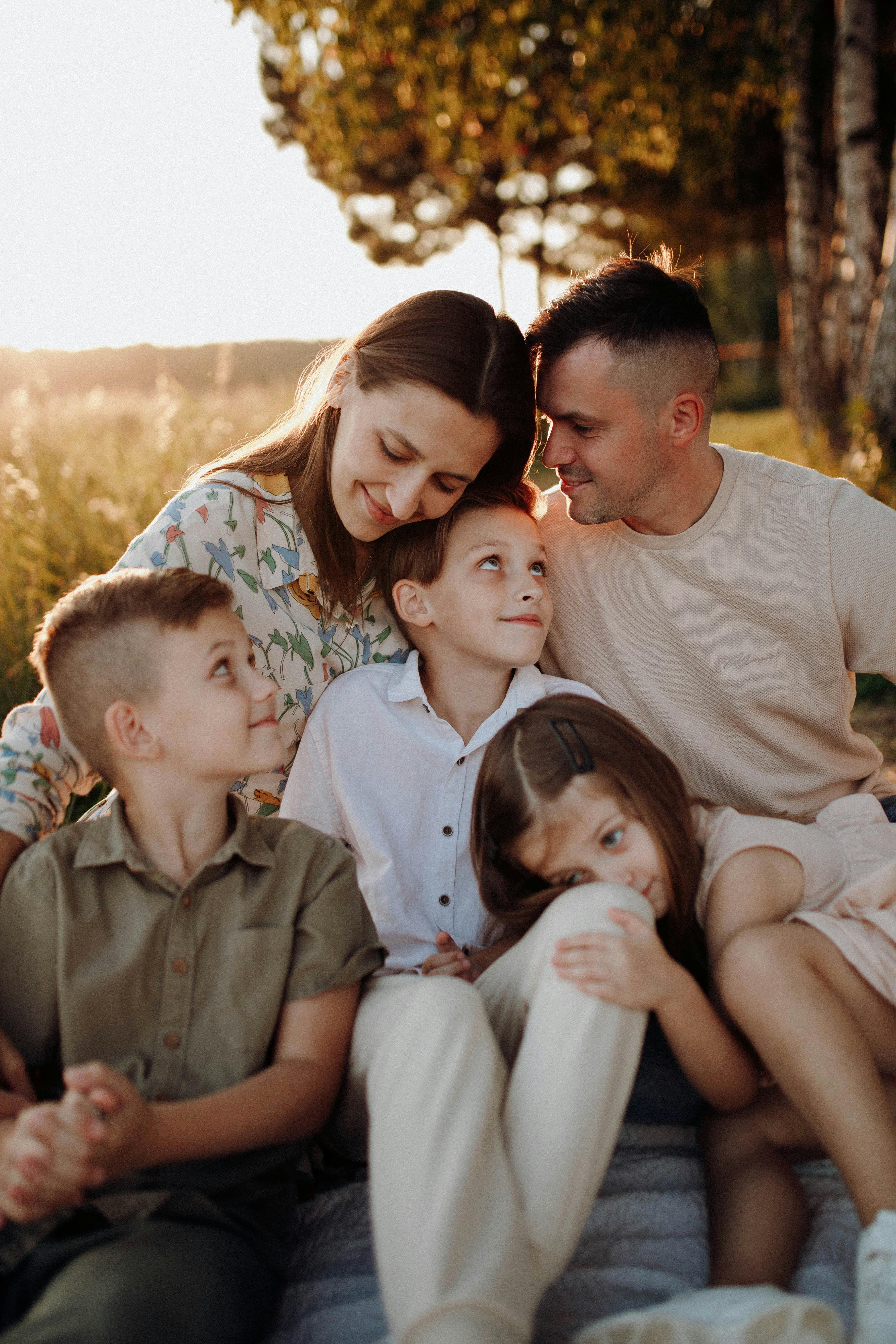 A happy family | Source: Pexels