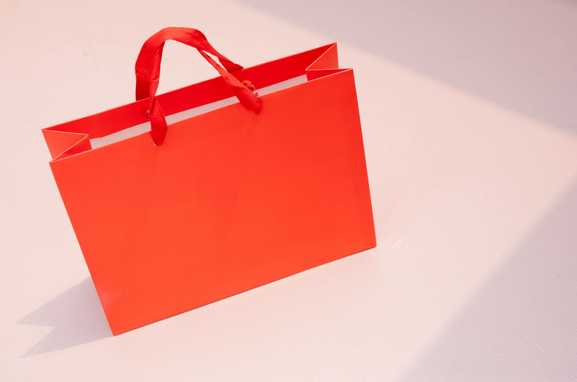 A gift bag | Source: Pexels