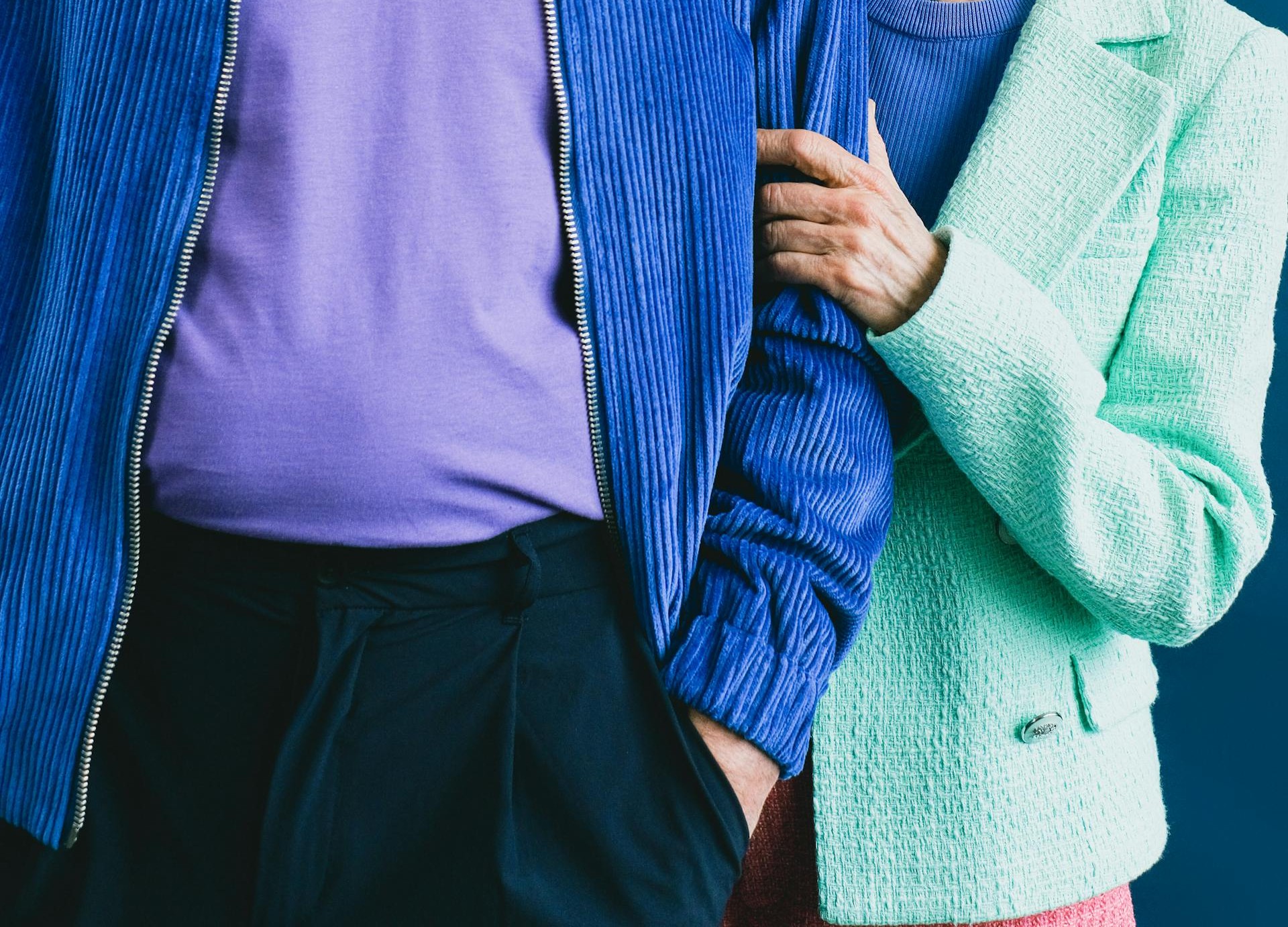 An elderly couple standing beside each other | Source: Pexels