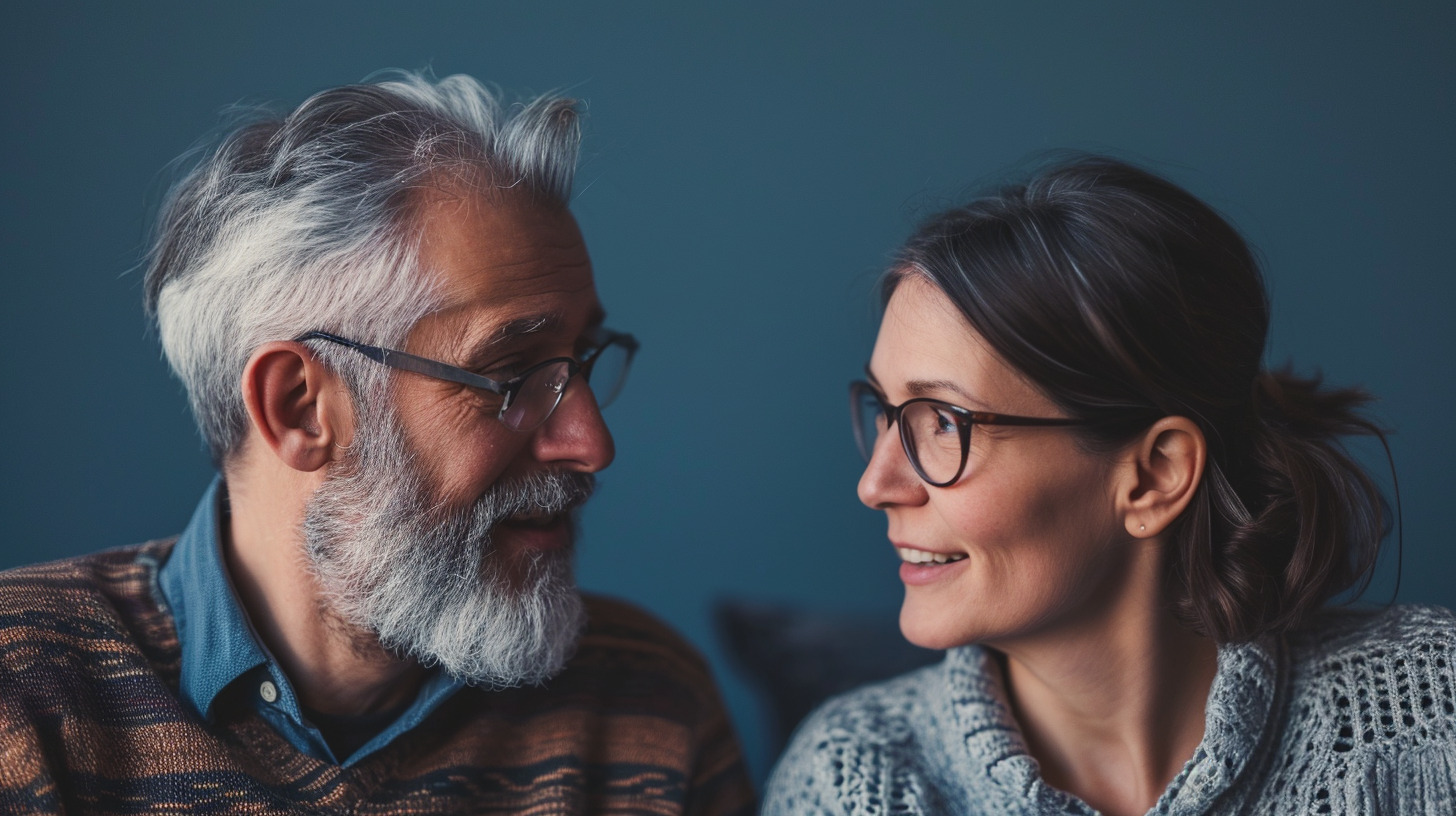 An older couple talking | Source: Midjourney